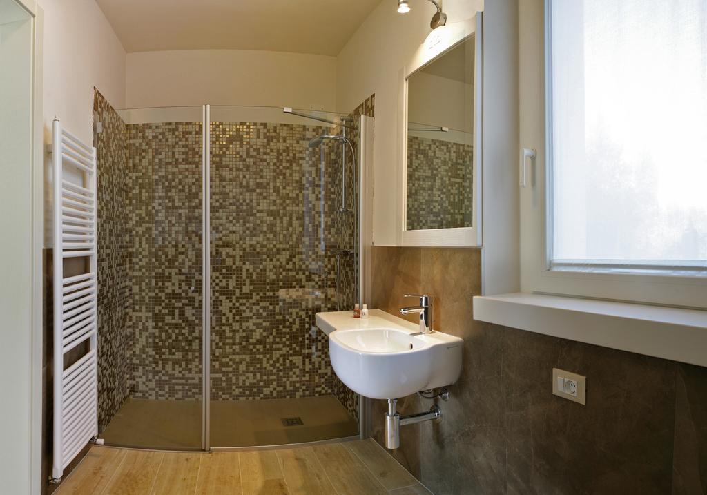 Relais Colle San Giorgio Bed and Breakfast Bardolino Rum bild
