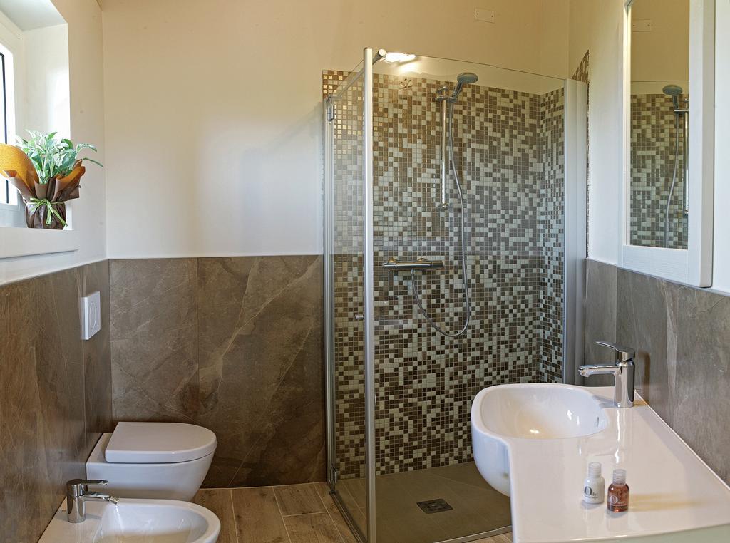 Relais Colle San Giorgio Bed and Breakfast Bardolino Rum bild